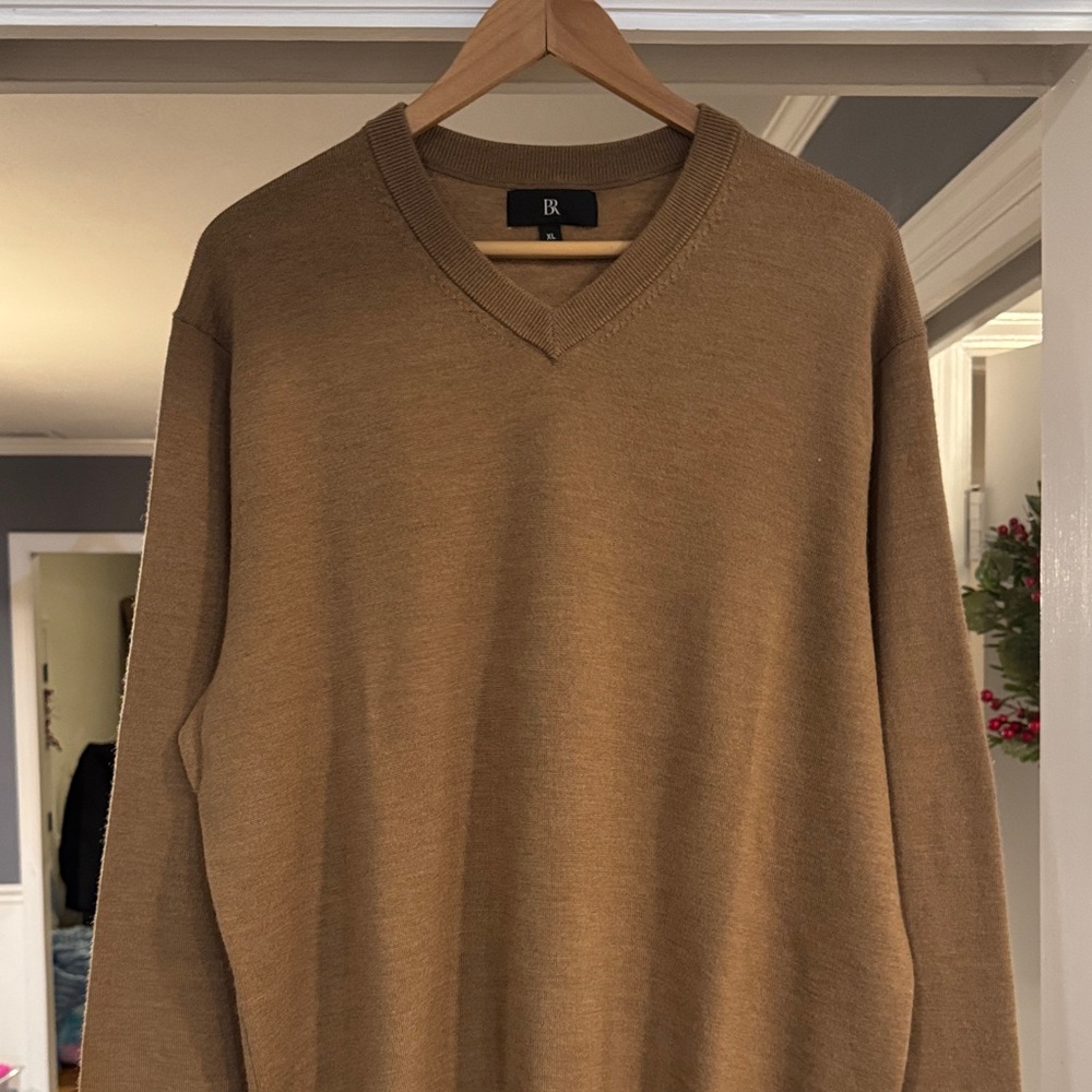 Men's Banana Republic Brown V-Neck Sweater